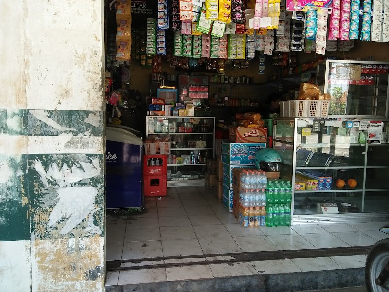 Toko Remaja: The Heartbeat of Shopping in Cilacap's Core